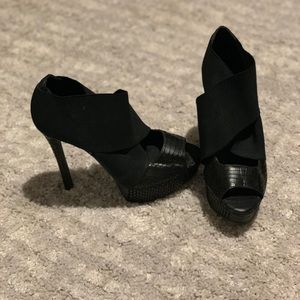 Jessica Simpson heels
